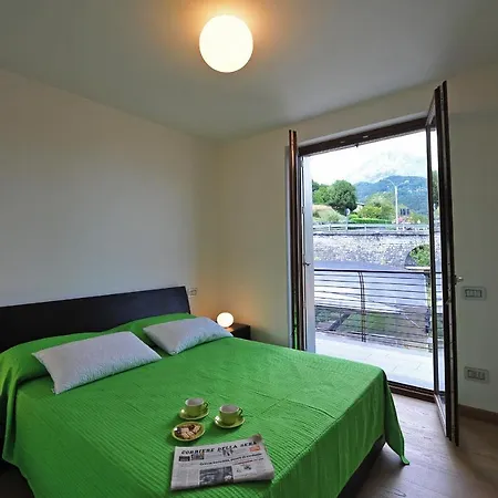 Lägenhet Menaggio Apartment Sleeps 8 Pool